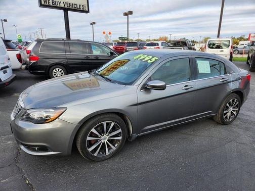 2013 Chrysler 200 Limited