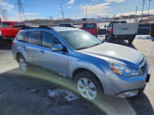 2012 Subaru Outback 2.5i Premium