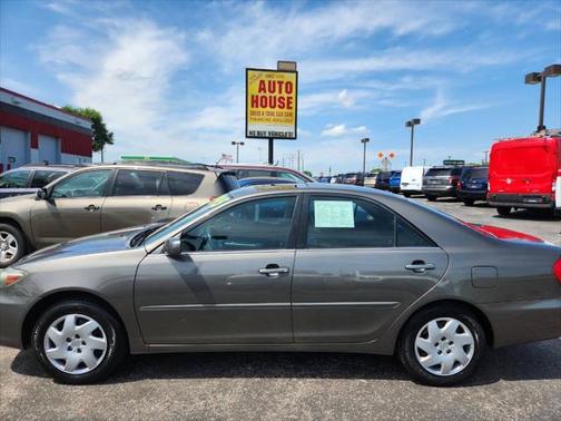 2004 Toyota Camry SE