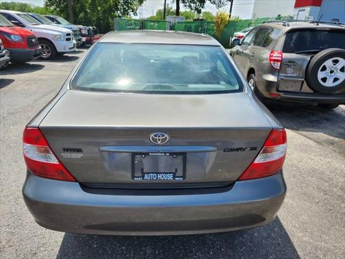 2004 Toyota Camry SE