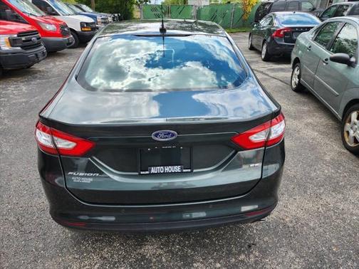 2015 Ford Fusion SE