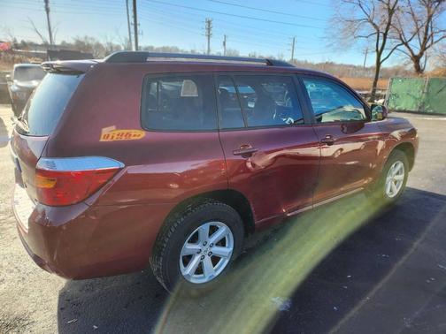 2010 Toyota Highlander SE