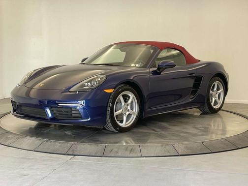 Gentian Blue Metallic 2023 Porsche 718 Boxster T