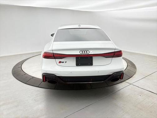 2022 Audi RS 7 4.0T
