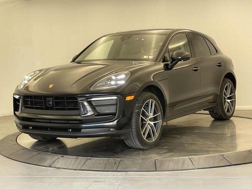 2024 Porsche Macan Base