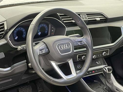 2023 Audi Q3 45 S line Premium Plus