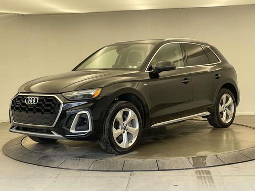 2022 Audi Q5 45 S line Premium Plus