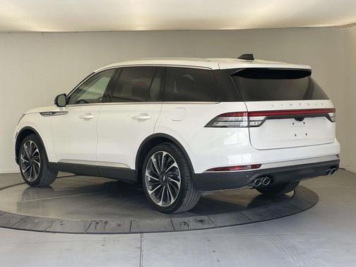 Pristine White Metallic Tri-Coat 2026 Lincoln Aviator Reserve AWD