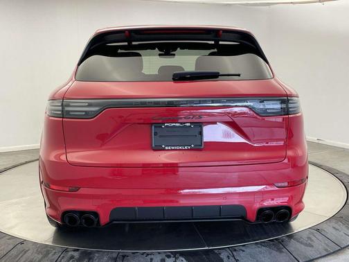 2023 Porsche Cayenne GTS