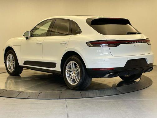2020 Porsche Macan Base