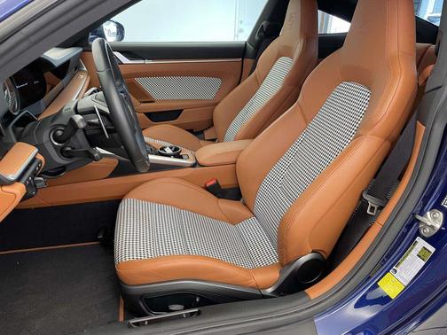 2024 Porsche 911 Carrera 4S