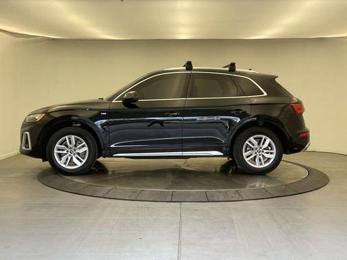 2022 Audi Q5 45 S line Premium