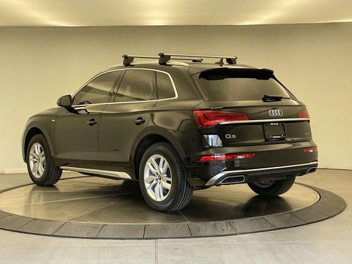2022 Audi Q5 45 S line Premium