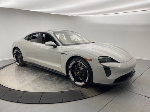 2024 Porsche Taycan GTS