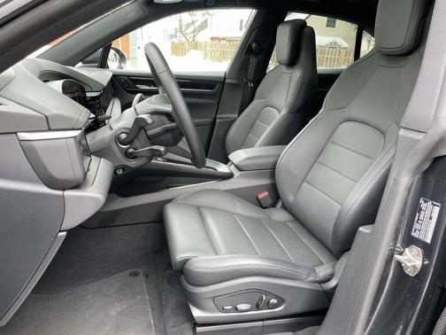 2024 Porsche Macan 4