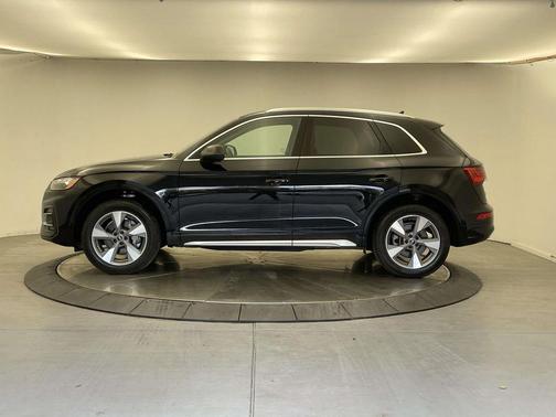 2023 Audi Q5 40 Premium