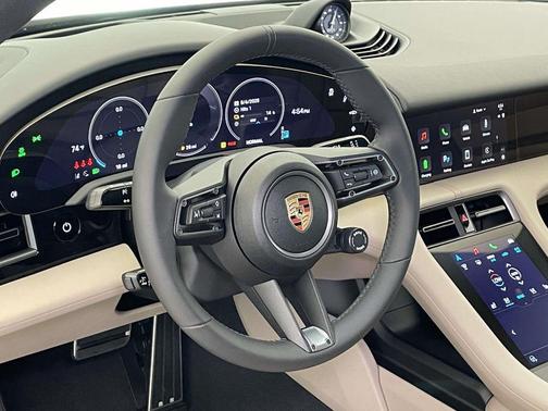 2025 Porsche Taycan 4