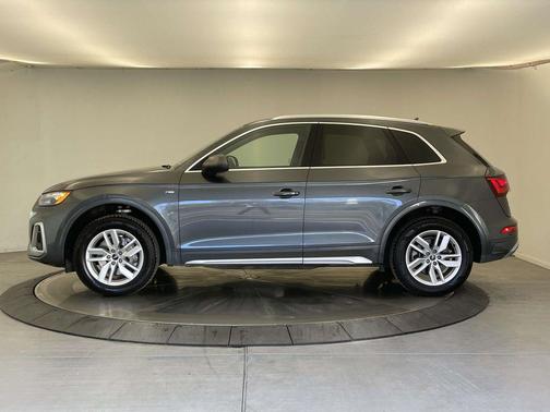2023 Audi Q5 45 S line Premium