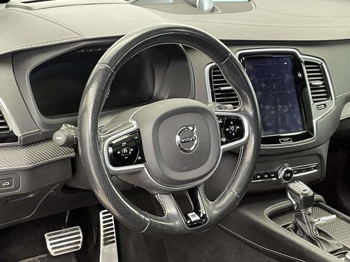 2019 Volvo XC90 T6 R-Design