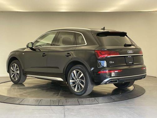 2023 Audi Q5 45 S line Premium Plus