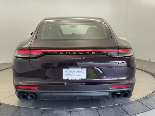 Copper Ruby Metallic 2022 Porsche Panamera 4 Platinum Edition