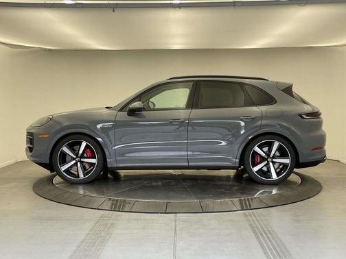 2026 Porsche Cayenne S