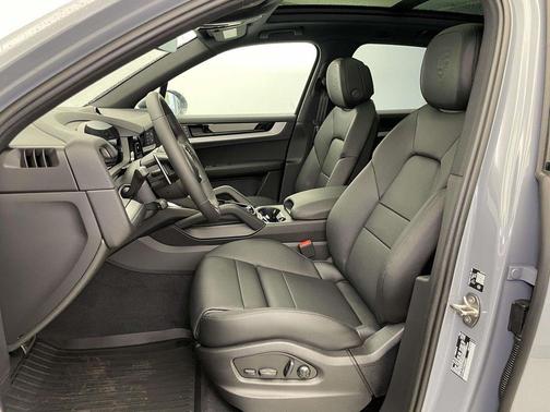 2026 Porsche Cayenne S