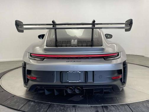 GT Silver Metallic 2025 Porsche 911