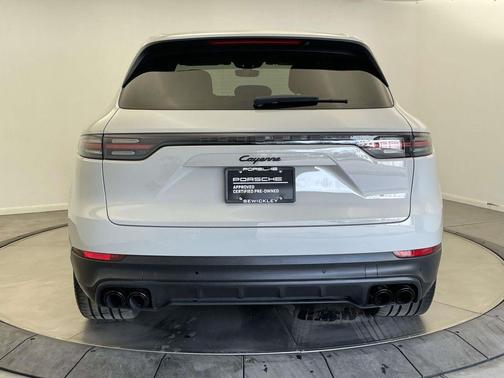 2023 Porsche Cayenne Cayenne E-Hybrid Platinum Edition