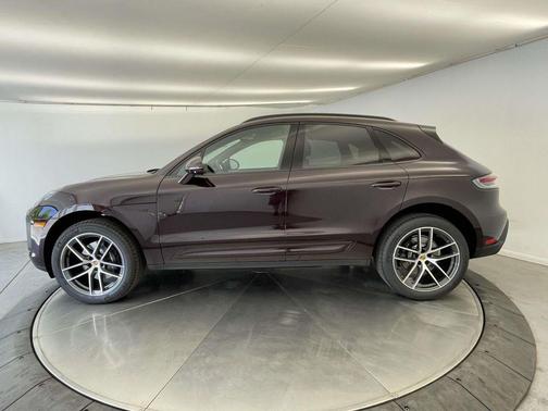 Ruby 2026 Porsche Macan Macan