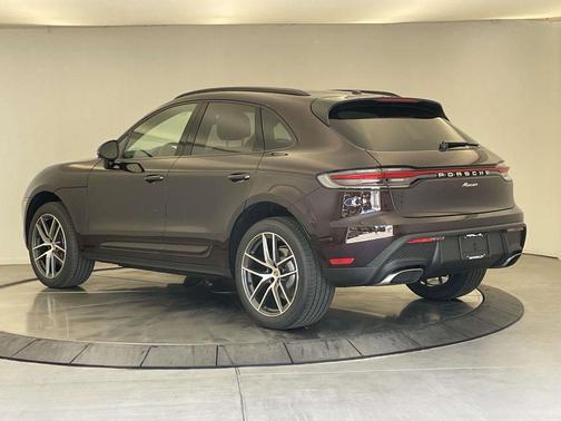 Ruby 2026 Porsche Macan Macan