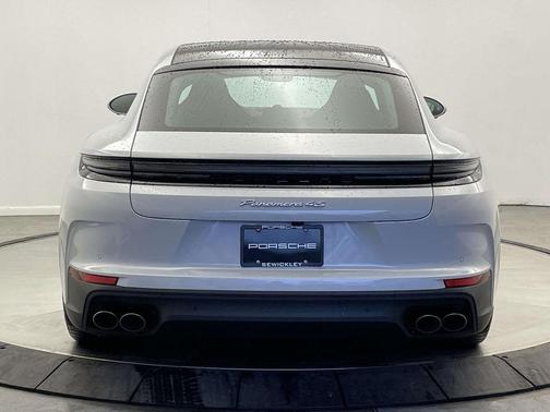 2025 Porsche Panamera 4S