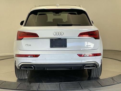 2022 Audi Q5 45 S line Premium