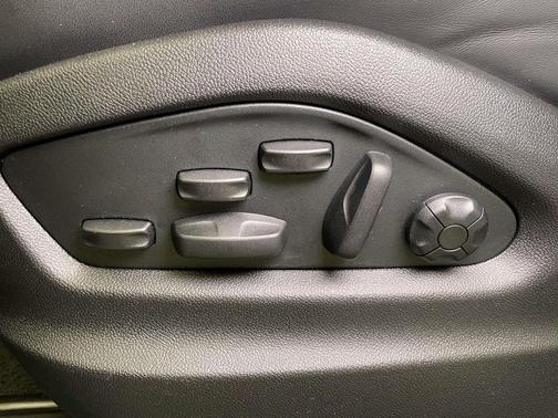 2026 Porsche Cayenne GTS