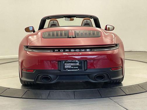 2025 Porsche 911 Carrera S