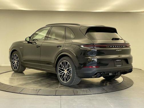 2026 Porsche Cayenne Cayenne E-Hybrid