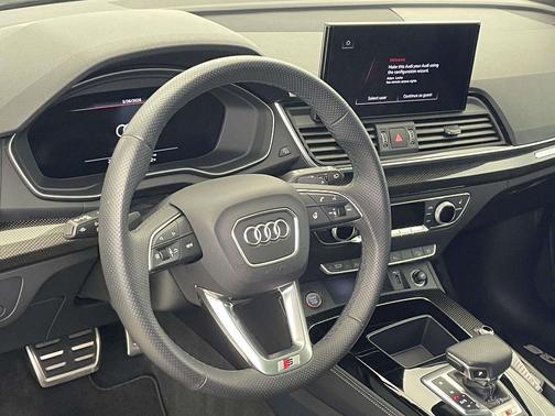 Glacier White Metallic 2025 Audi SQ5 3.0T Premium Plus