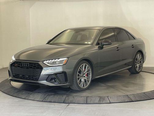 Daytona Gray Pearl Effect 2022 Audi S4 3.0T Prestige