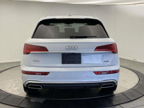 2023 Audi Q5 45 S line Premium