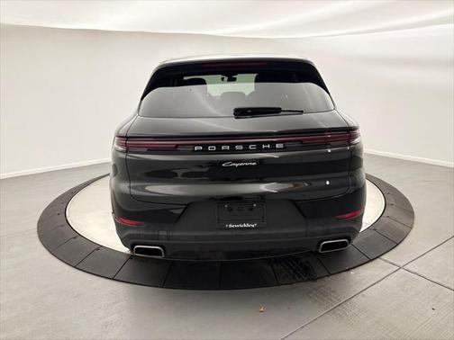 2024 Porsche Cayenne Base