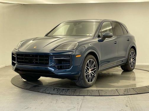 2025 Porsche Cayenne S