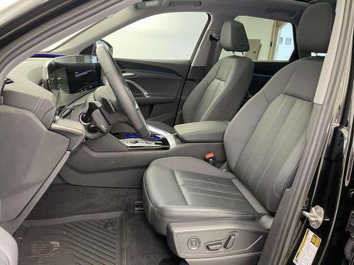 2025 Audi Q5 Premium TFSI quattro S tronic