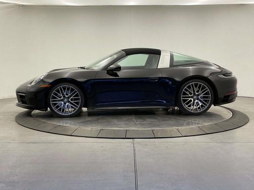 2022 Porsche 911 Targa 4 GTS