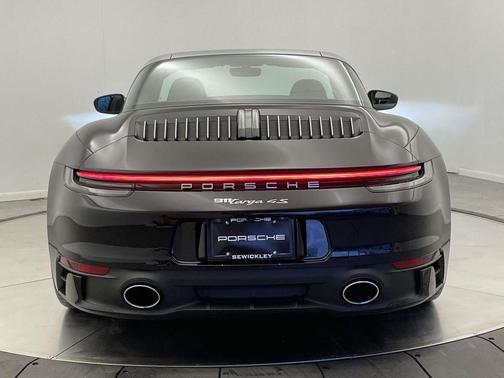 2022 Porsche 911 Targa 4 GTS