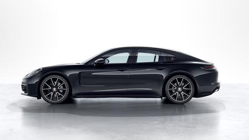 Jet Black Metallic 2023 Porsche Panamera