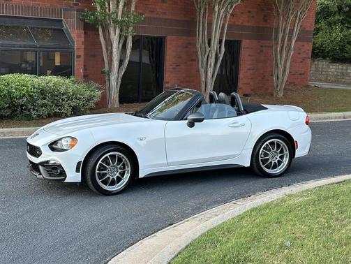 2017 FIAT 124 Spider Abarth