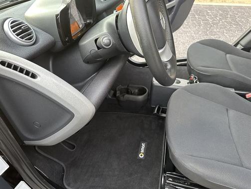 2014 smart ForTwo Pure