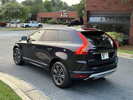 2017 Volvo XC60 T5 Dynamic