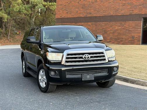 2008 Toyota Sequoia SR5