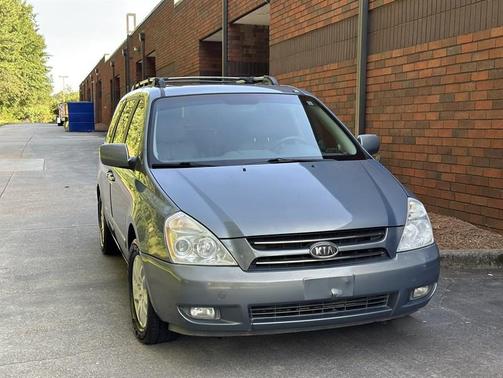 2007 Kia Sedona LX